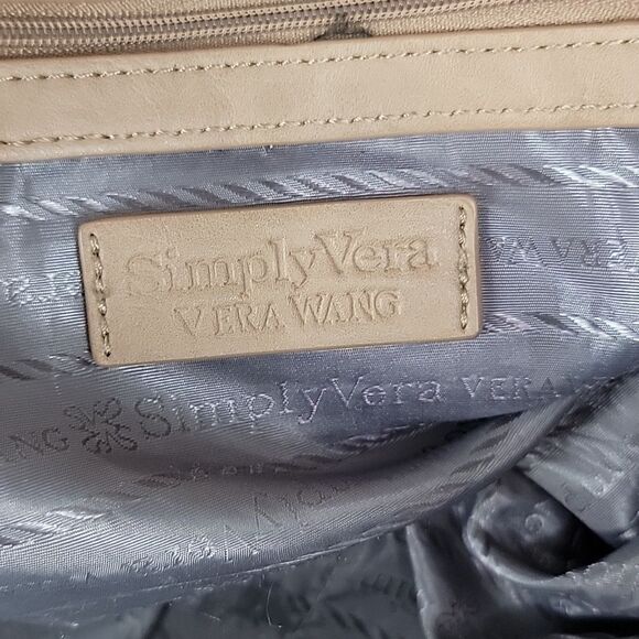 Simply Vera Wang shoulder bag in Khaki green - Picture 10 of 13